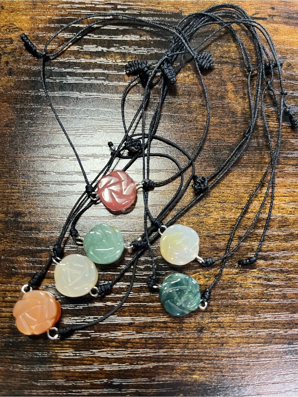 Pick your favorite natural stone carved rose bracelet! 🌹